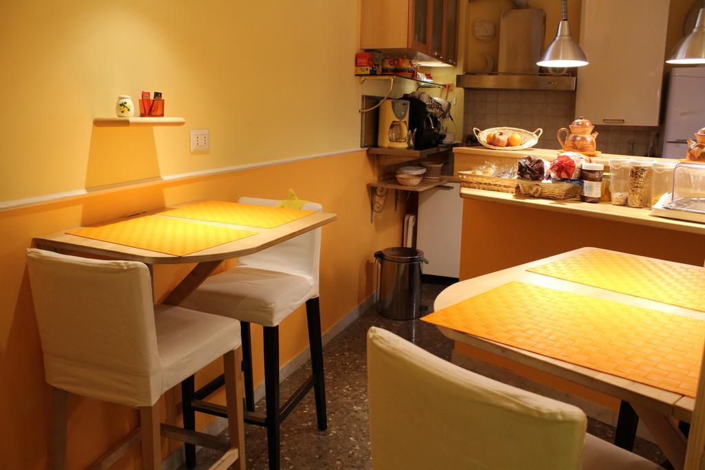 Bed and breakfast Eat&sleep Roma